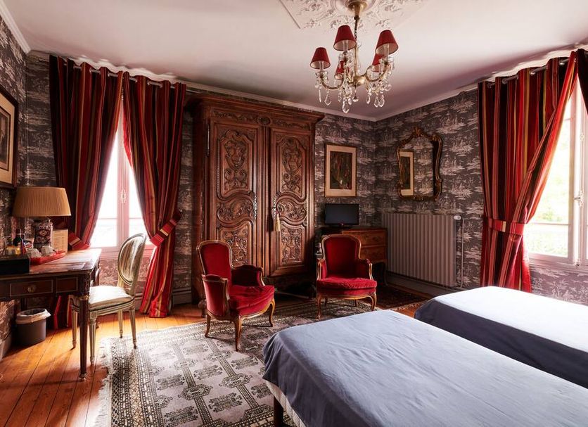 Bedroom Photo