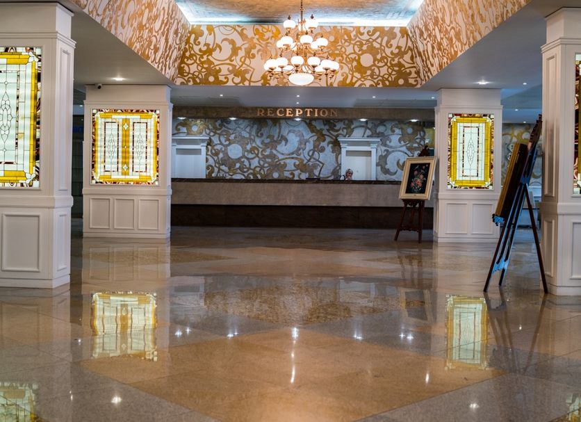 Front desk Photo