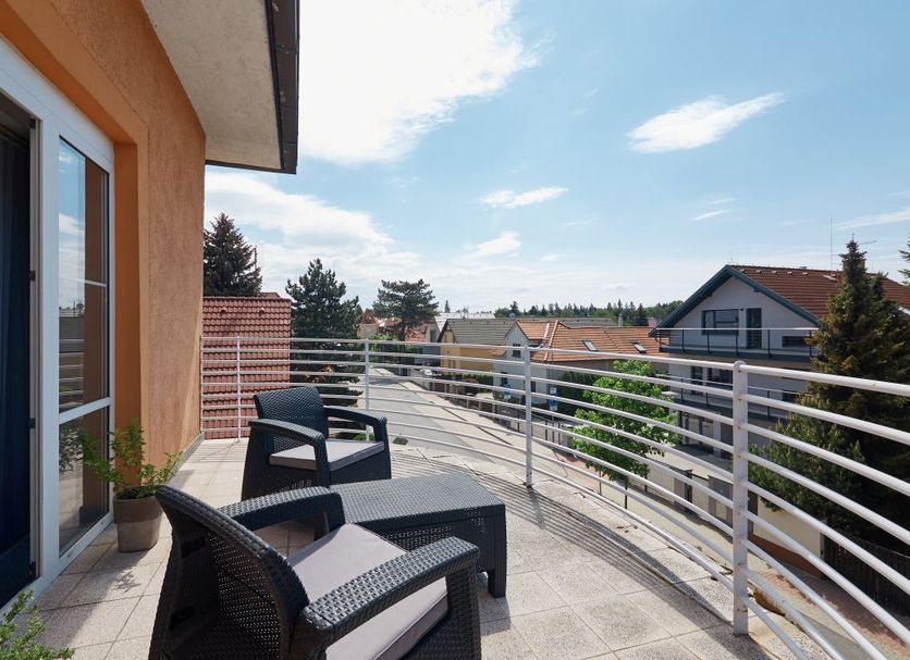 Balcony Photo