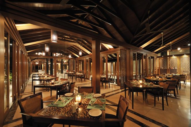 Villa Nautica Paradise Island Resort