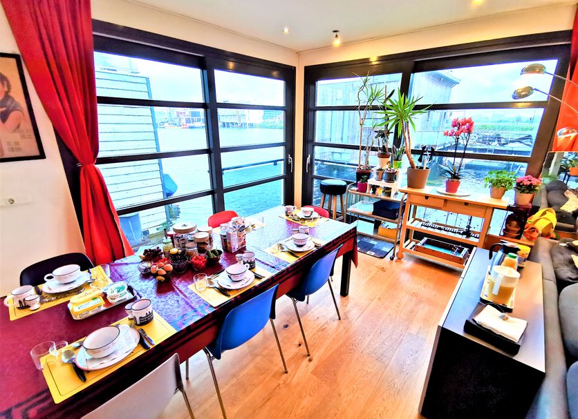 Dining room Photo